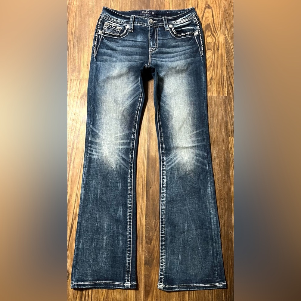 Miss Me Jeans Mid Rise Boot Size 28